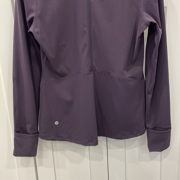 Lululemon Athletica Sleek Essentials Jacket in Boysenberry Size 10 - Picture 10 of 13